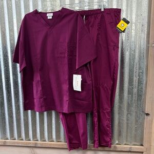 Women’s Scrub Set-Wine-Top 2XL/Pant 2XL Regular Length ** different brands